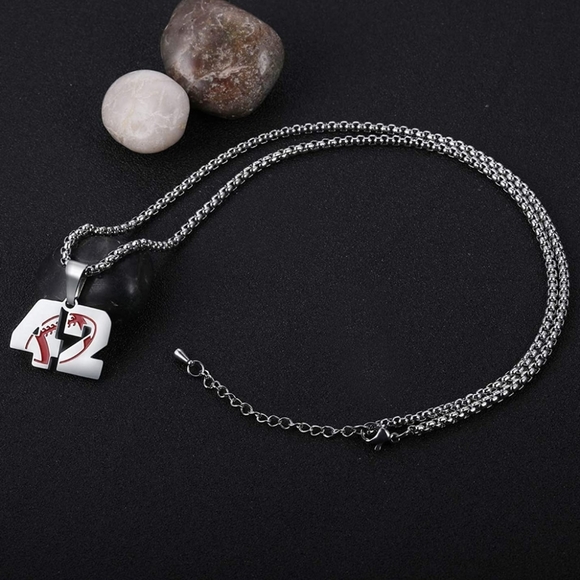 #42 Jersey necklace - Picture 2 of 2